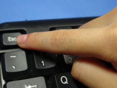 计算机键盘,彩色背景,白色,水平画幅,按键,无人,退出键,特写,一个物体,蓝色背景