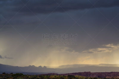 犹他,秋天,沙漠,乌云,雨,马蹄弯,野生白山羊,羚羊谷,著名自然景观,全球变暖