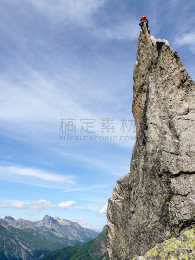 尖利,在上面,岩石,垂直画幅,天空,留白,倍耶尔塔尔,户外,运动头盔,瑞士阿尔卑斯山