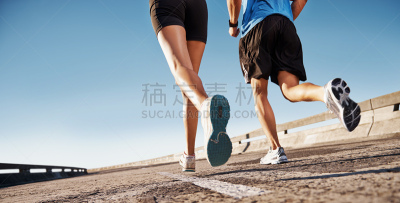 夏天,运动鞋,慢跑,天空,留白,四肢,腿,男性,仅成年人,婚姻