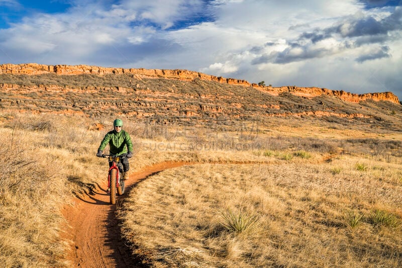 riding fat bike in Colorado foothills