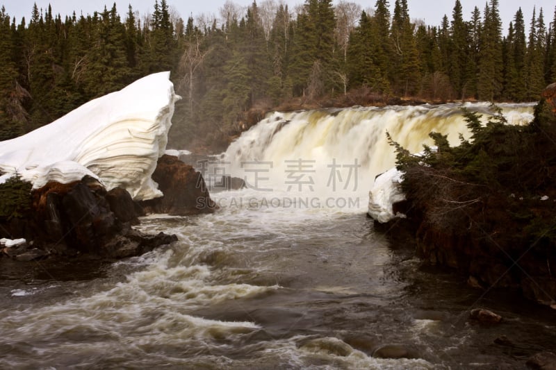 pisew falls,马尼托巴湖,北,皮斯乌瀑布省立公园,草河,水平画幅,岩石,瀑布,户外,湍急的