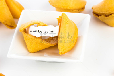 勇气,脐钉,签语饼,开着的,遗嘱,饼干,水平画幅,时间,文档,甜点心
