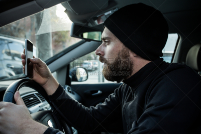男人,交通,驾驶执照,含酒精饮料,法国,汽车,迅速,商业金融和工业,便携式信息设备,警官