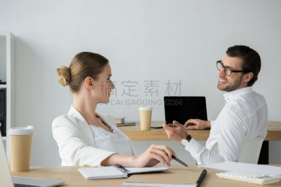 办公室,工作场所,青年人,商务,幸福,美,笔记本电脑,水平画幅,美人,一次性杯子