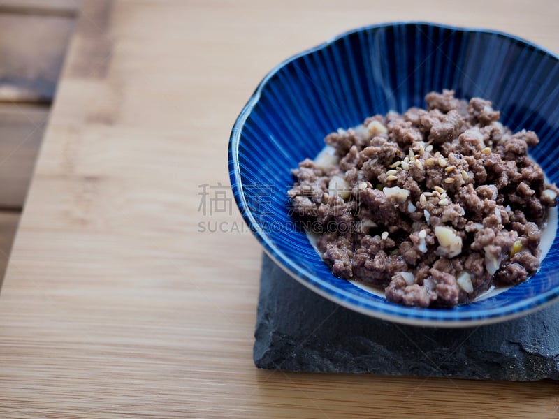 韩国食物,牛肉,肉末,后背箱聚会,烧肉,野餐烤牛肉,朝鲜的新年,韩式烧牛肉,韩国中秋节,韩国泡菜