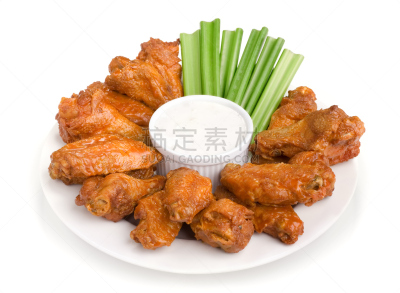 热,翅膀,鸡翅,芹菜,蓝纹奶酪调料,背景分离,香料,食品,午餐,油炸