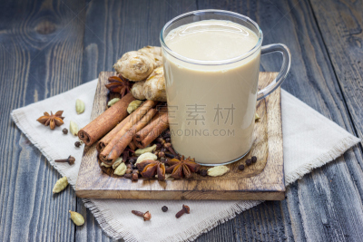 拉茶,马萨拉,香料,阿萨姆,胡荽籽,多香果粉,肉豆蔻,石竹类属植物,小豆蔻,芳香的