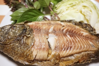 格子烤肉,鱼类,食盐,罗非鱼,腌制食品,水平画幅,膳食,海产,香料,泰国