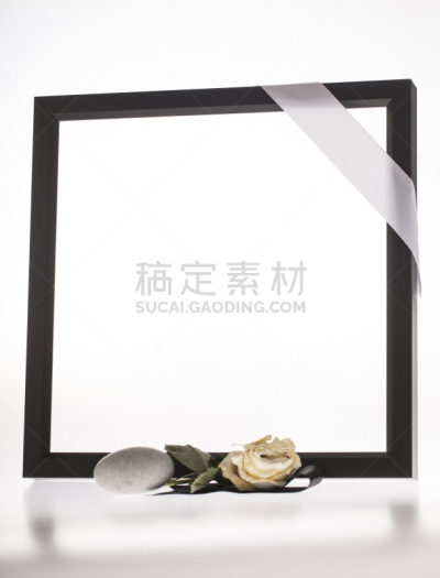 边框,仅一朵花,悲痛,黑色,讣告,哀悼者,记忆,死亡安置地点,建筑结构,发狂的
