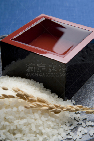 枡,日本青酒,垂直画幅,水,饮食,无人,传统,日本,含酒精饮料,静物