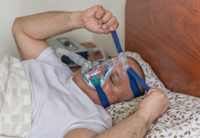 睡眠呼吸暂停,男人,肥胖,痛苦,人的鼻子,面罩,替代疗法,辅导讲座,拉美人和西班牙裔人