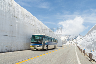 立黑山部阿尔卑斯山脉路线,日本阿尔卑斯山脉,巴士,雪,围墙,窗户,挡风玻璃,运动模糊,富山,黑部市