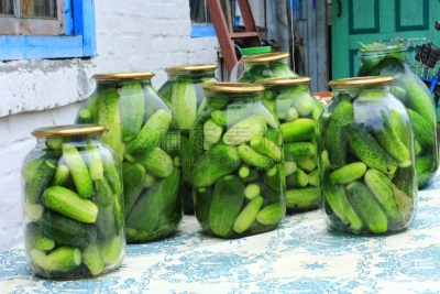 广口瓶,黄瓜,开胃品,醋,盐渍食品,水,水平画幅,银行,食品杂货,素食