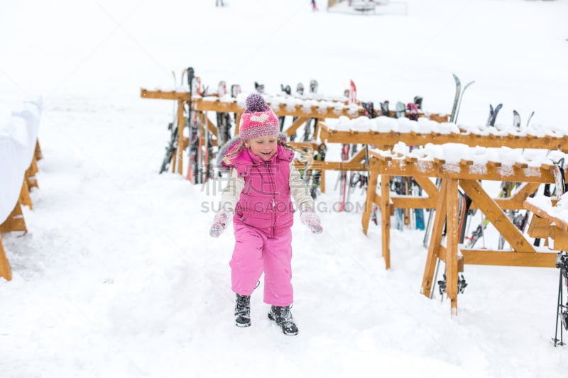 雪,幸福,女孩,进行中,雪橇滑学,动物雪车,雪橇,水平画幅,户外,厚衣服