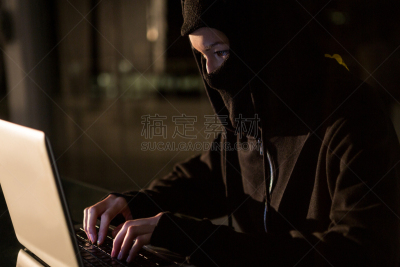 巴拉克拉法帽,女人,使用手提电脑,盗贼,夜贼,黑客,办公室,笔记本电脑,水平画幅,工作场所