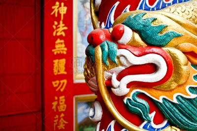 龙,雕塑,杆,寺庙,绑扎了的,chinese temple dog,犹太教会堂,水平画幅,无人,红色