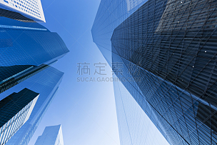 办公大楼,正下方视角,摩天大楼,向上看,东京,办公楼外观,天空,留白,水平画幅
