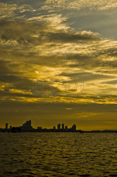 芭堤雅,垂直画幅,水,天空,客船,都市风景,人的眼睛,海滩,旅游,放松