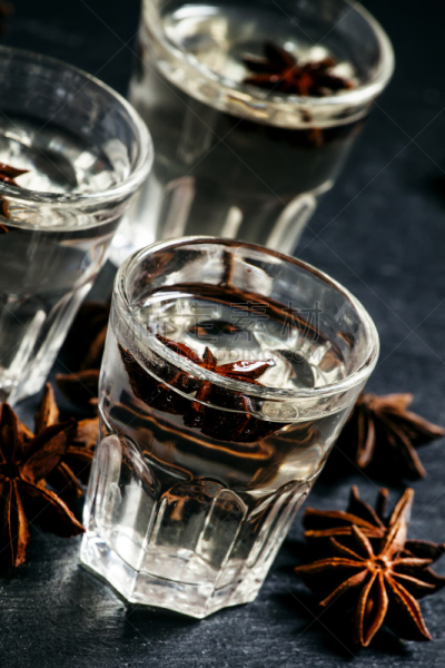 利口酒,玻璃,茴芹,自制的,萨姆布卡酒,小酒杯,垂直画幅,褐色,无人,玻璃杯