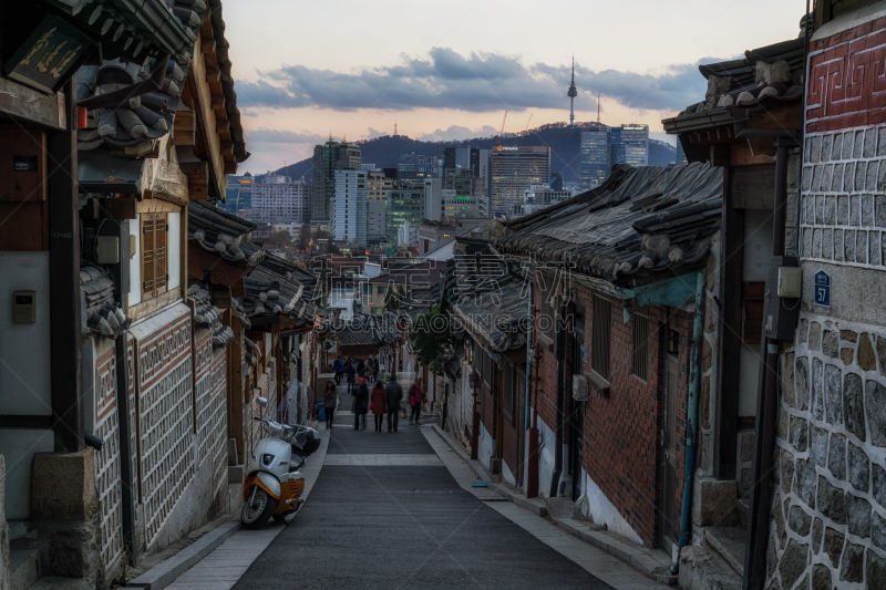 北村韩屋村,南山塔,首尔,水平画幅,夜晚,户外,都市风景,国际著名景点,城镇,著名景点