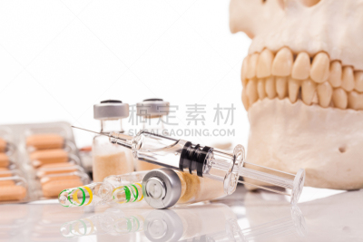 药,青霉菌,盘尼西林,比赛小划艇,双桨式划水,化疗药物,试管,生物科技