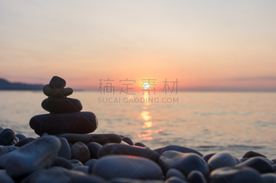 石头,圆石滩,水,天空,灵性,休闲活动,旅行者,夏天,海岸地形