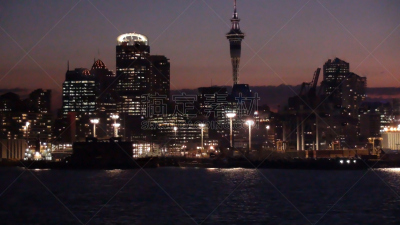奥克兰,城市天际线,夜晚,waitemata harbour,天空塔,船首,毛利人,水,客船,水平画幅
