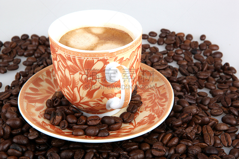咖啡杯,烤咖啡豆,留白,褐色,芳香的,水平画幅,无人,热饮,干的,饮料
