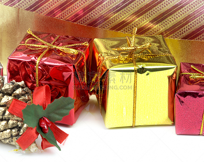 圣诞礼物,水平画幅,无人,盒子,红色,概念,礼物,节日,松果