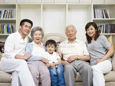 家庭,祖父母,多代家庭,正装照片,男性,水平画幅,日本人,沙发,祖父