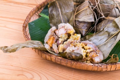 米饺子,蒸菜,餐盘,清新,柳条,传统,打开了的,粽子,端午节,点心