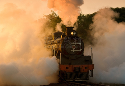 泡芙,过时的,tourist train,船烟囱,车轮,云景,过去,货运火车,仅天空,交通方式