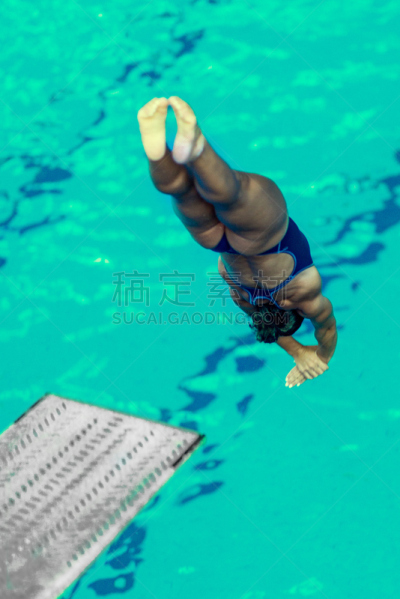 女性,游泳池,湿,运动,厚木板,一个人,泳装,水上运动,水面,女人