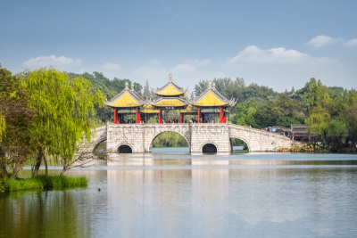 扬州,亭台楼阁,桥,五只动物,江苏省,水,天空,公园,水平画幅,地形