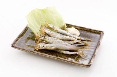 盘子,格子烤肉,鱼子,食品,食品杂货,配菜,成分,餐具,卵,鸡蛋