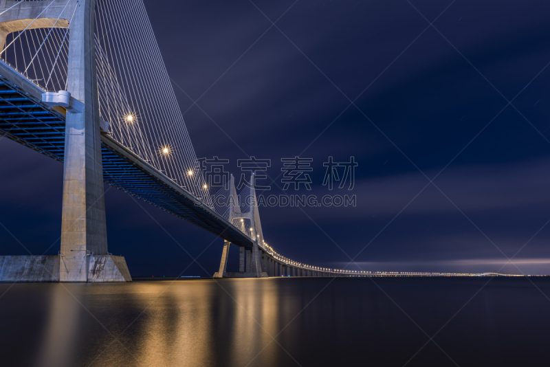 瓦斯科·达·伽马大桥