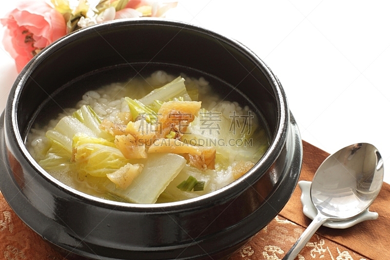韩国食物,鳕鱼,白菜,干燥食品,汤,蔬菜,主食,食品,芜菁,自制的