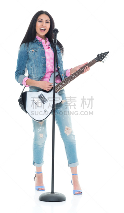青年人,女人,电吉他,平衡折角灯,自然美,垂直画幅,青少年,歌手,黑发,高跟鞋