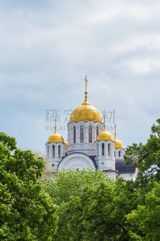 Church of St. George the Victorious in greenery in Samara