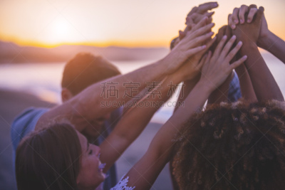 人群,手牵手,友谊,集体治疗,户外,非洲人,幸福,沙滩派对,自然