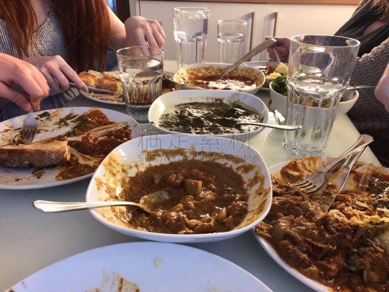 印度比尔亚尼菜,西兰花,煮食,馕饼,自制的,餐桌,鸡肉切成小块,肉饭,羊肉,图像