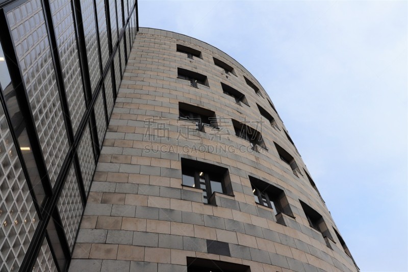 La bibliothèque et médiathèque nommée François Mitterrand à Villeurbanne - Vue extérieure - Ville de Villeurbanne - Département du Rhône - France
