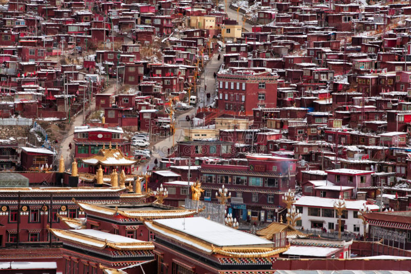 Seda Wuming Buddhist College in winter, Sichuan, China