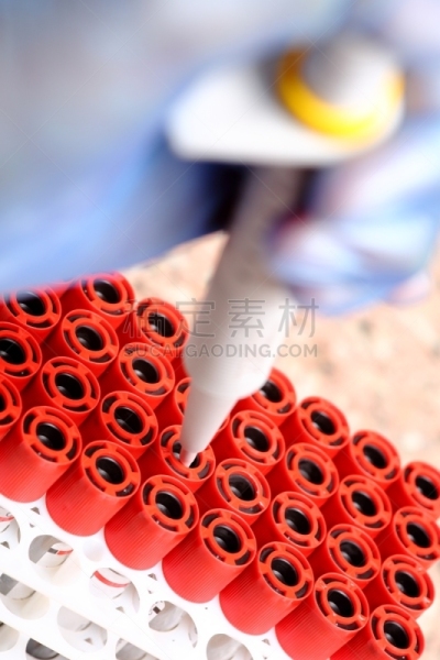 垂直画幅,装管,试管,科学实验,实验室,小瓶,手,健康保健,医疗器械