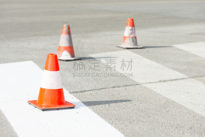 新的,斑马线,路锥,道路工程,人行横道,留白,水平画幅,无人,市区路,户外