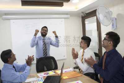 鼓掌欢迎,商务,经理,会议,体育团队,仅男人,技术,拳头,25岁到29岁,商务策略