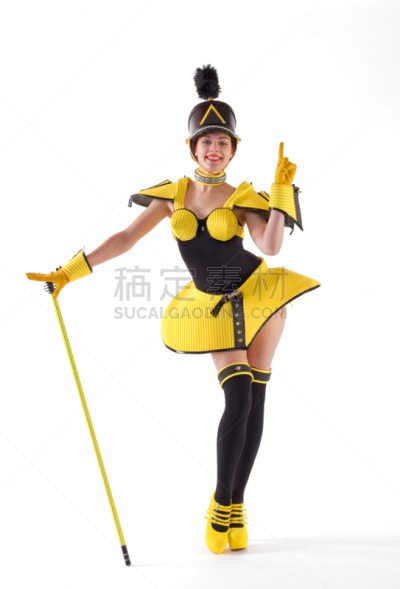 幸福,女孩,三个人,鼓手队长,转动棒,豆蔻,啦啦队,管弦乐队,铜管乐器,垂直画幅