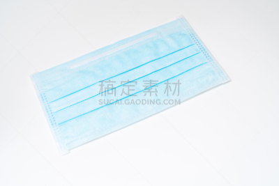 外科口罩,防护面罩,人的鼻子,三个物体,医疗流程,细菌,橡胶,人的耳朵,保护
