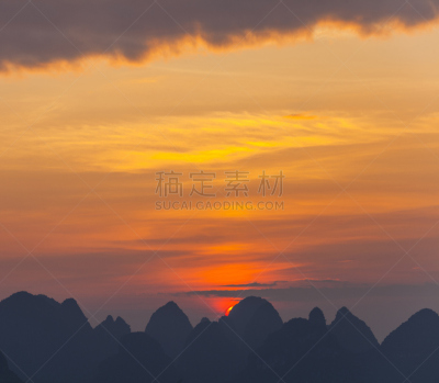 桂林山水,兴平,漓江,阳朔,桂林,水平画幅,山,无人,岩层,石灰石